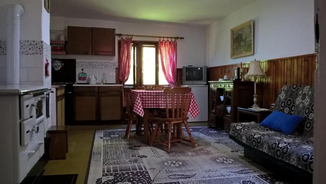 Вилла Kuca Za Odmor Kalina Мокра-Гора Экстерьер фото